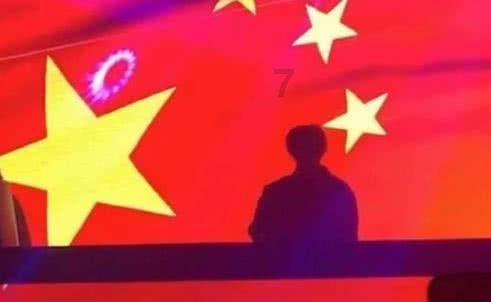 最近熬夜有点厉害黑眼圈太可怕，有什么奇效吗去黑眼圈眼袋？游戏画面